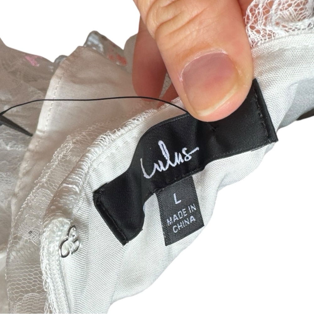 NWT LULUS Layer‎ On the Love White Tiered Lace Sleeveless Mini Dress - Picture 4 of 7